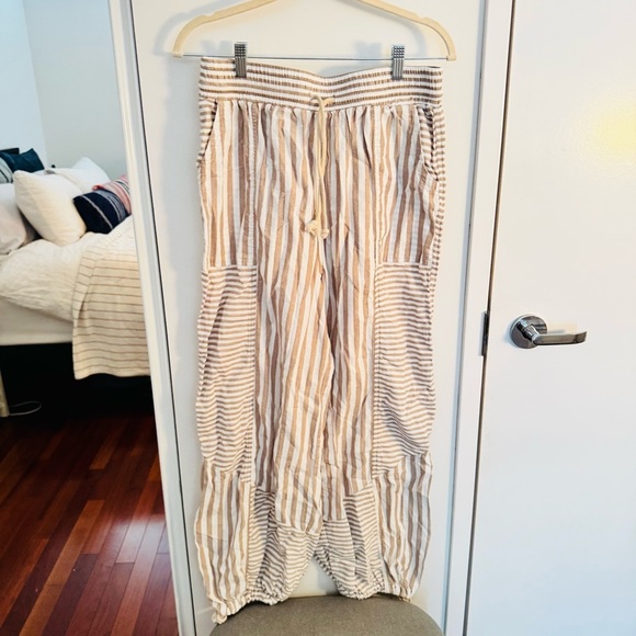 Promesa Jump for Joy Striped Drawstring Balloon Parachute Pants - Picture 4 of 7